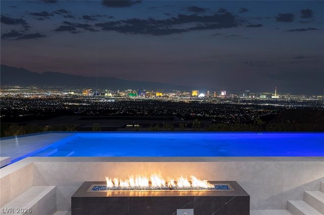 665 Overlook Rim Drive, Henderson, NV 89012