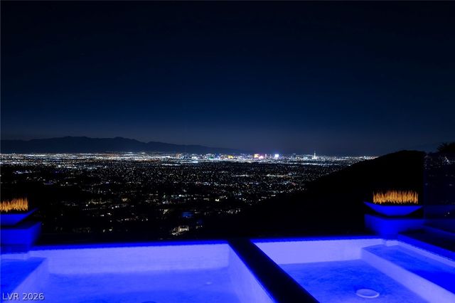 665 Overlook Rim Drive, Henderson, NV 89012