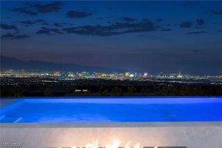 665 Overlook Rim Drive, Henderson, NV 89012