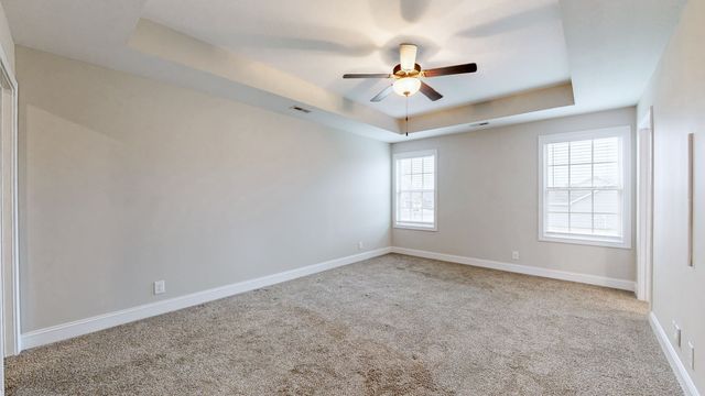 1487 Coronado Dr, Clarksville, TN 37042