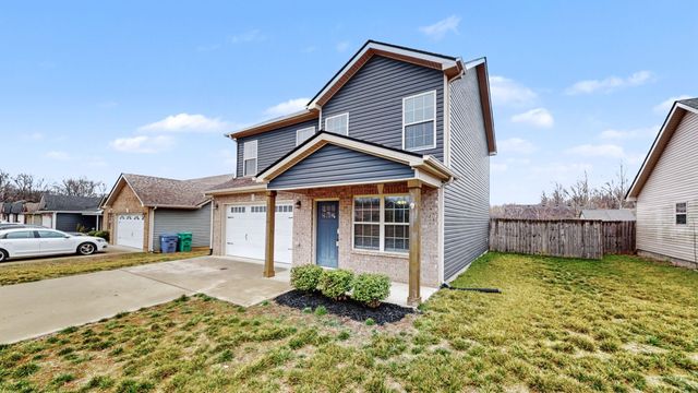 1487 Coronado Dr, Clarksville, TN 37042