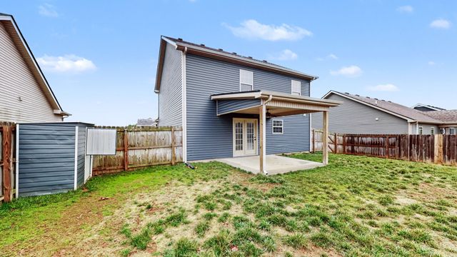 1487 Coronado Dr, Clarksville, TN 37042