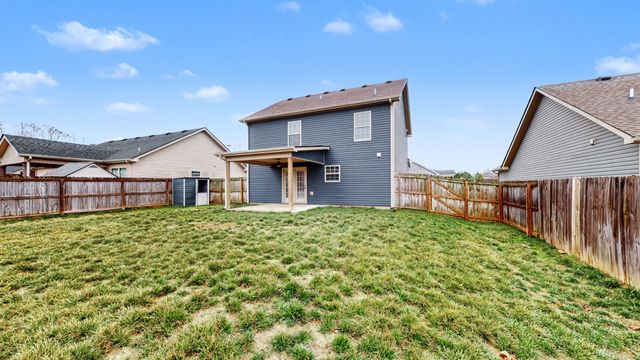 1487 Coronado Dr, Clarksville, TN 37042