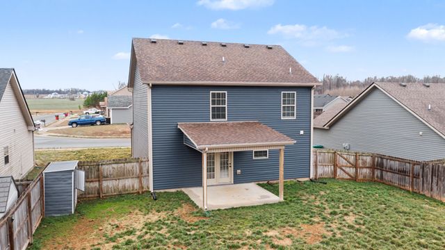 1487 Coronado Dr, Clarksville, TN 37042