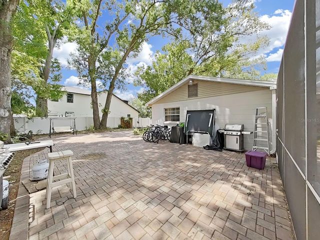 7608 BARRY ROAD, Tampa, FL 33615