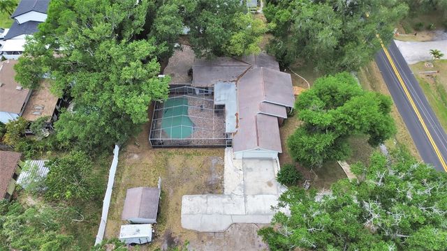 7608 BARRY ROAD, Tampa, FL 33615