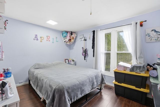 8947 S Komensky Avenue, Hometown, IL 60456