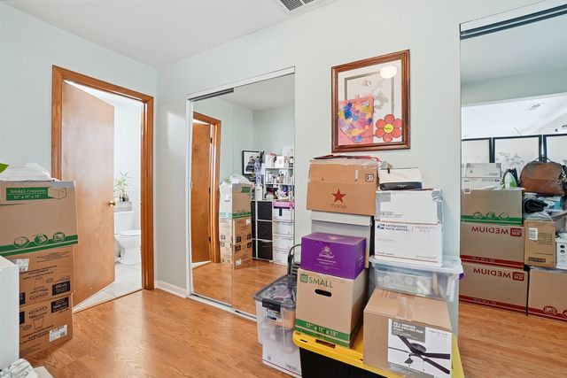 8947 S Komensky Avenue, Hometown, IL 60456