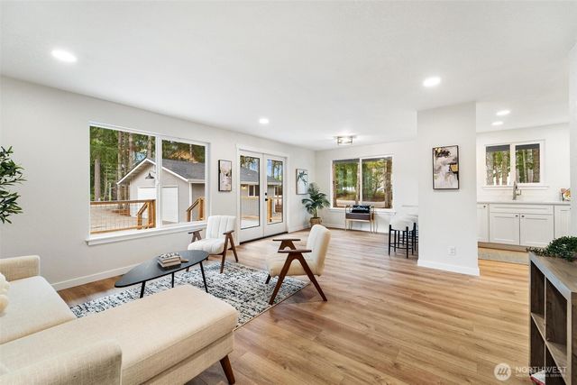 2210 E Timberlake West Drive, Shelton, WA 98584