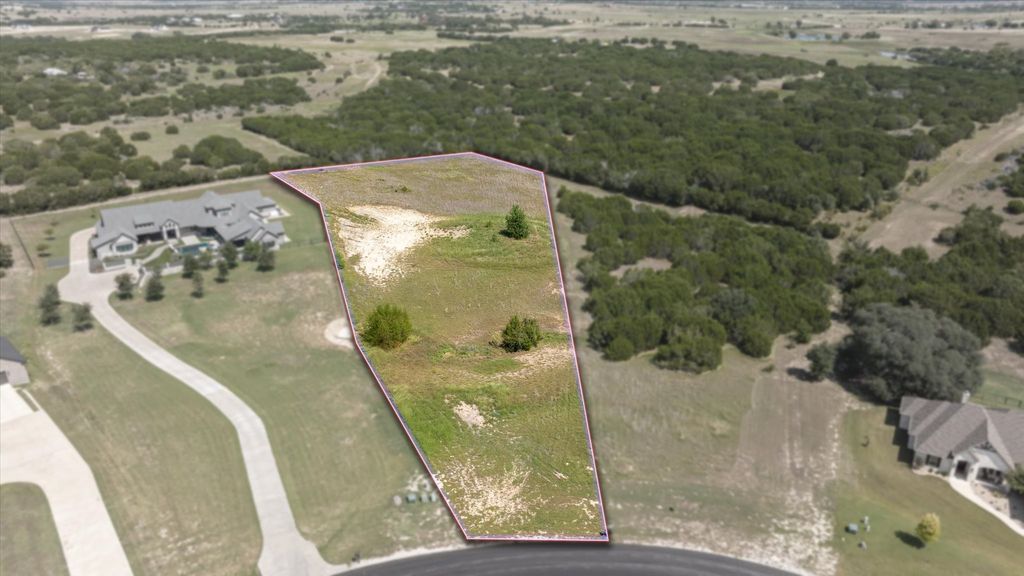 7112 Heathington Court, Granbury, TX 76049