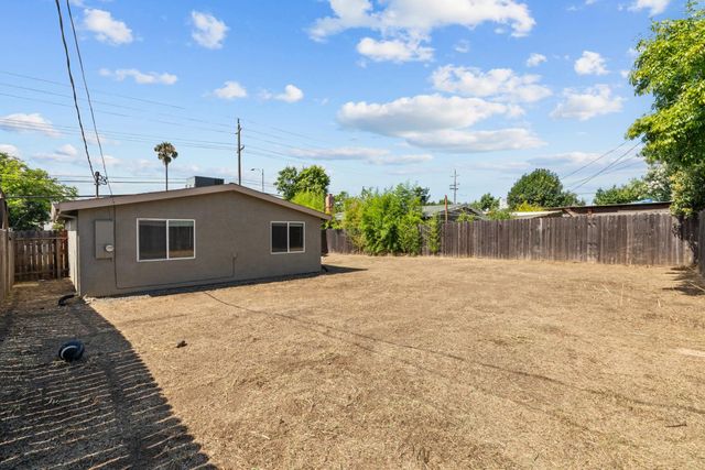 3837 A St, North Highlands, CA 95660