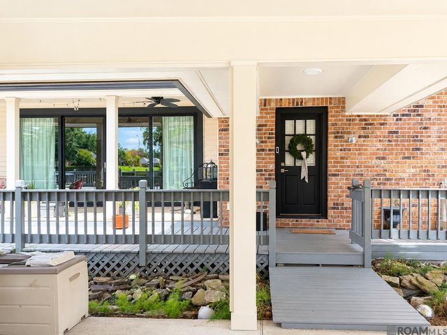 1414 Beckenham Dr, Baton Rouge, LA 70808