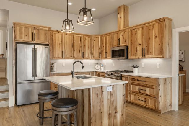 12156 Turnstone Drive, Klamath Falls, OR 97601