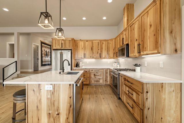 12156 Turnstone Drive, Klamath Falls, OR 97601