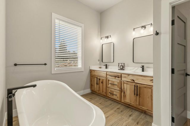 12156 Turnstone Drive, Klamath Falls, OR 97601