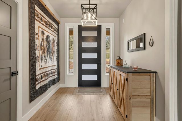 12156 Turnstone Drive, Klamath Falls, OR 97601