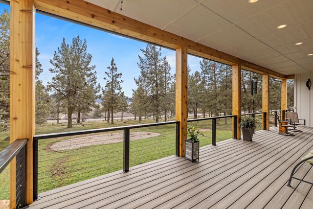 12156 Turnstone Drive, Klamath Falls, OR 97601