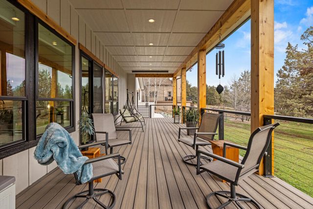 12156 Turnstone Drive, Klamath Falls, OR 97601