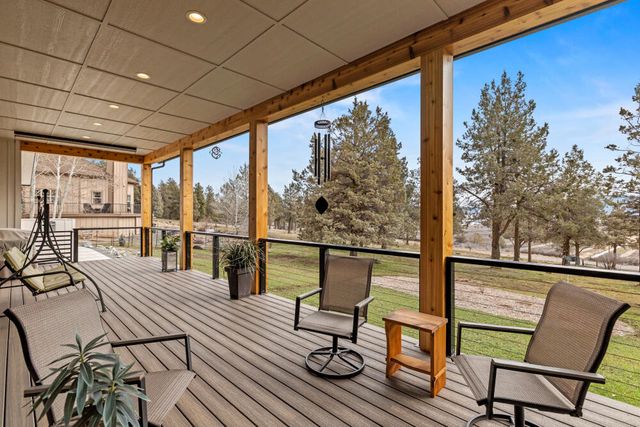 12156 Turnstone Drive, Klamath Falls, OR 97601