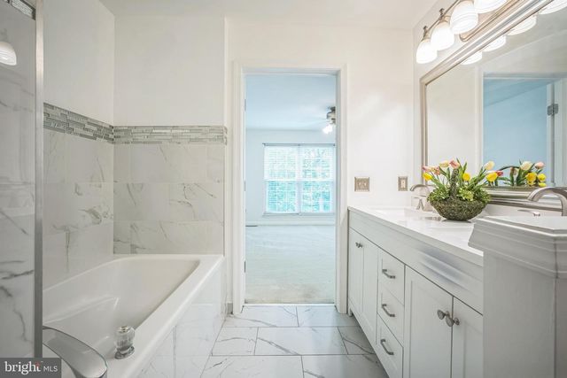 5932 KIMBERLY ANNE WAY, Alexandria, VA 22310