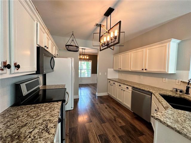 2758 Suttonwood Way, Buford, GA 30519