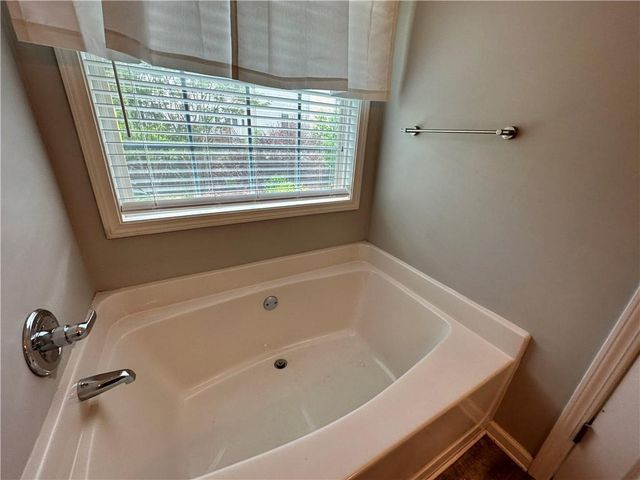 2758 Suttonwood Way, Buford, GA 30519