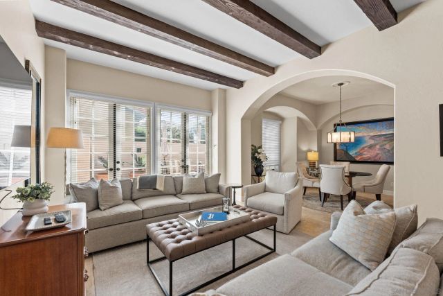 7713 Ivanhoe Ave., La Jolla, CA 92037
