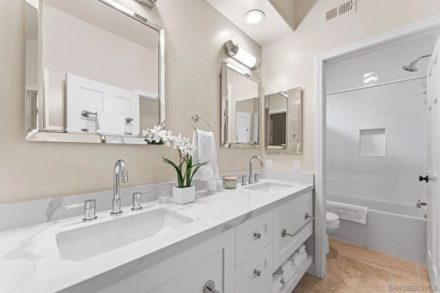 7713 Ivanhoe Ave., La Jolla, CA 92037