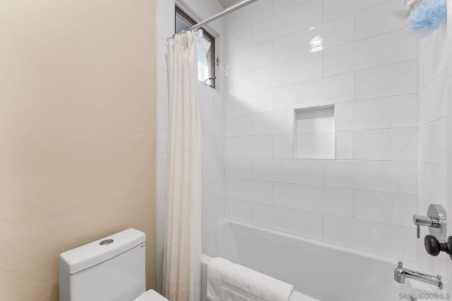 7713 Ivanhoe Ave., La Jolla, CA 92037