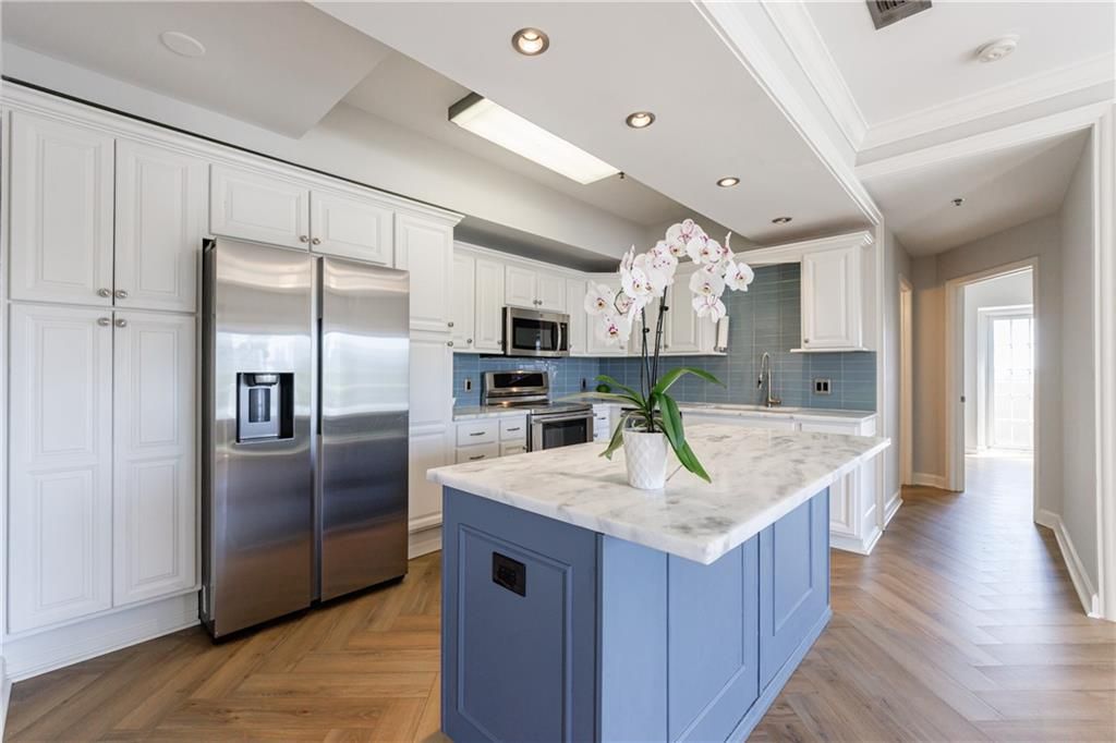2161 Peachtree NE Road 907, Atlanta, GA 30309