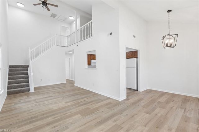 416 Hollomon DR, Hampton, VA 23666