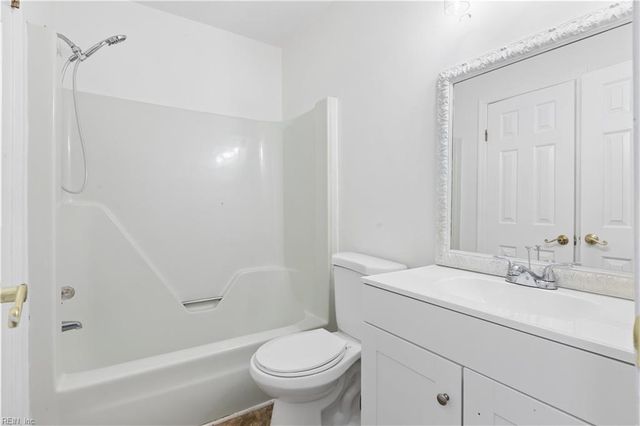 416 Hollomon DR, Hampton, VA 23666