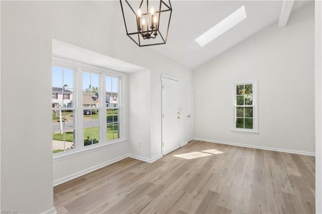 416 Hollomon DR, Hampton, VA 23666