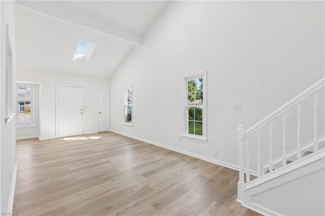 416 Hollomon DR, Hampton, VA 23666