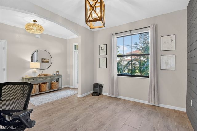 12960 Broomfield LN, Fort Myers, FL 33913