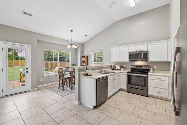803 Partridge Cir, Mount Juliet, TN 37122