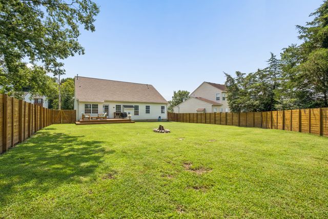 803 Partridge Cir, Mount Juliet, TN 37122