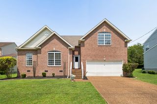 803 Partridge Cir, Mount Juliet, TN 37122