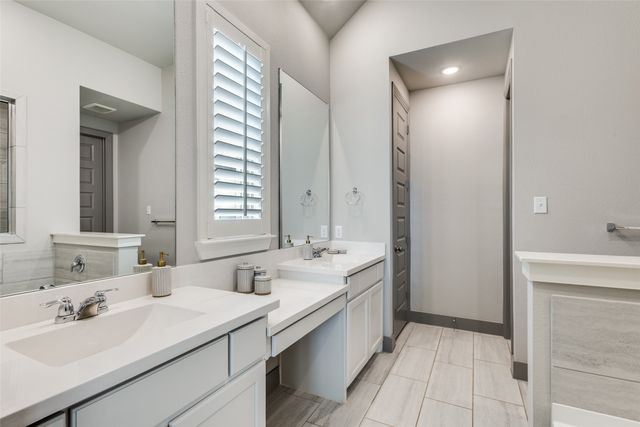 825 Glen Crossing Drive, Celina, TX 75009