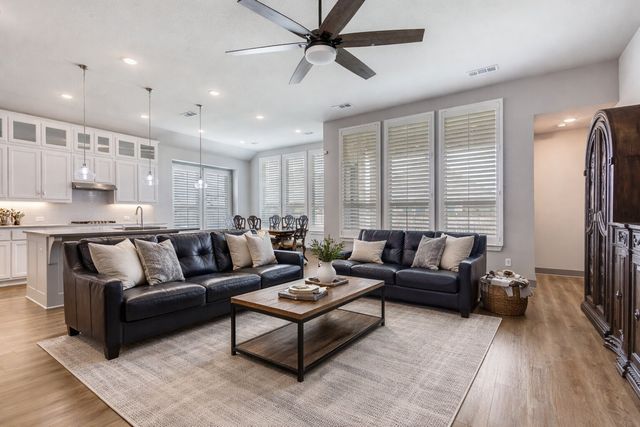 825 Glen Crossing Drive, Celina, TX 75009