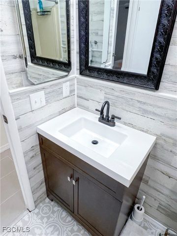 17801 Bryan CT, Fort Myers Beach, FL 33931