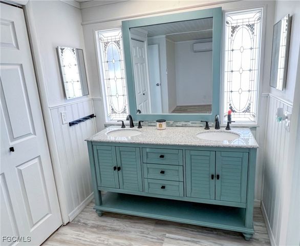 17801 Bryan CT, Fort Myers Beach, FL 33931