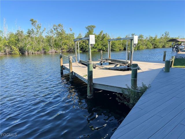 17801 Bryan CT, Fort Myers Beach, FL 33931