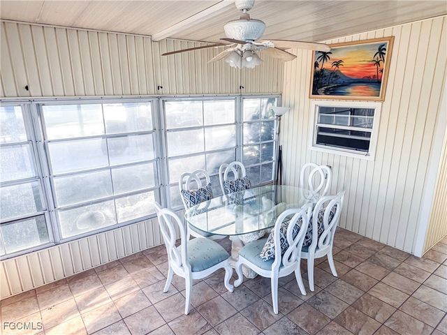 17801 Bryan CT, Fort Myers Beach, FL 33931