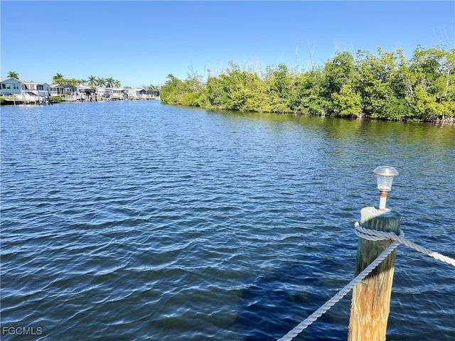 17801 Bryan CT, Fort Myers Beach, FL 33931