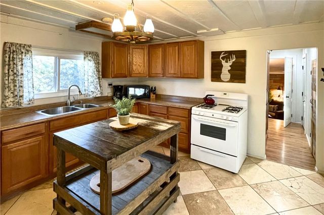 746 Talmadge Road, Big Bear Lake, CA 92315