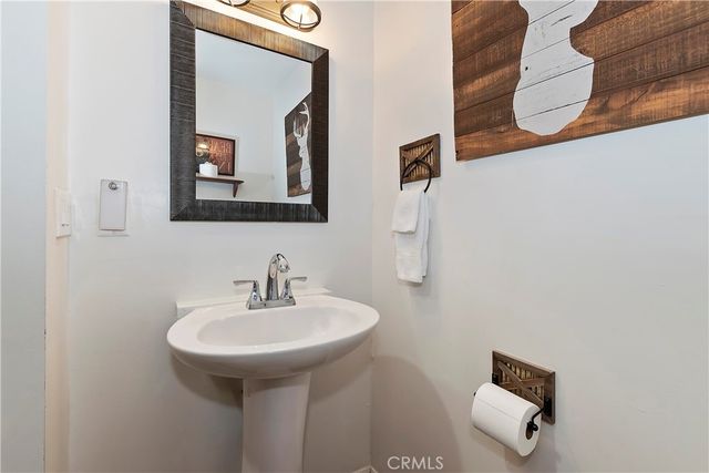 746 Talmadge Road, Big Bear Lake, CA 92315