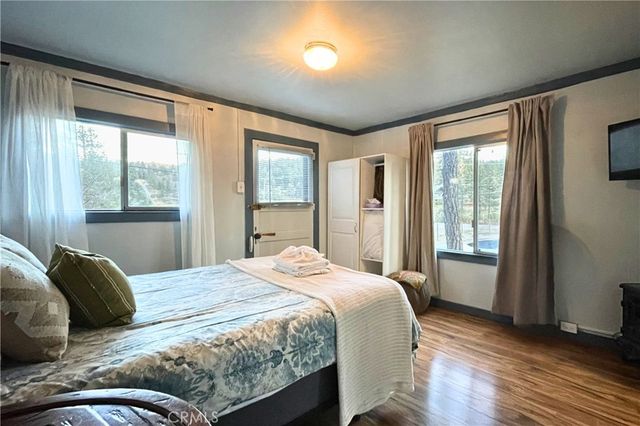 746 Talmadge Road, Big Bear Lake, CA 92315