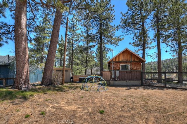 746 Talmadge Road, Big Bear Lake, CA 92315