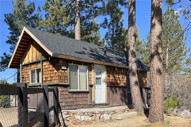 746 Talmadge Road, Big Bear Lake, CA 92315